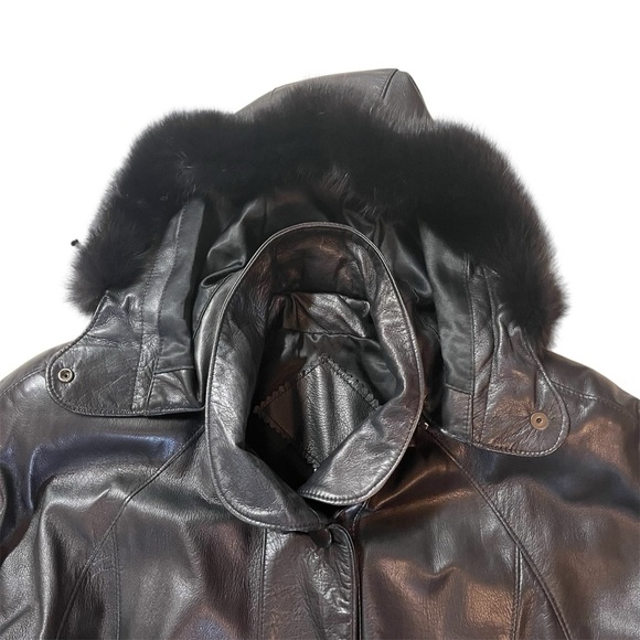 Western Furs long black soft Leather Coat. Oversized - medium large. Vintage - Picture 4 of 16